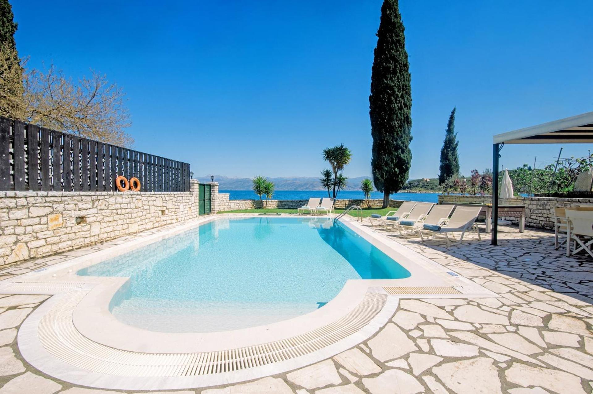 Villa Annie By Villa Plus Kassiopi Bagian luar foto