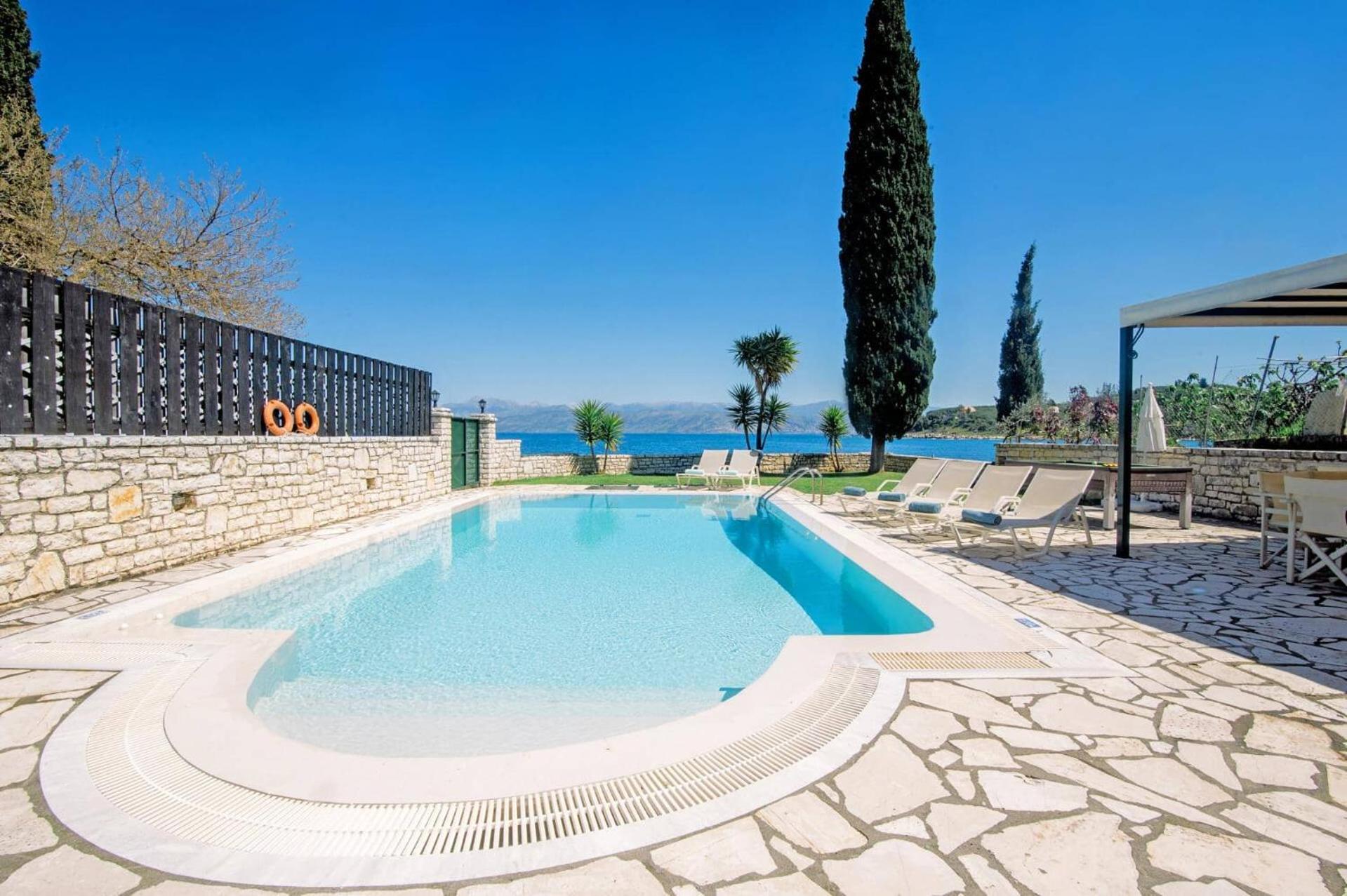Villa Annie By Villa Plus Kassiopi Bagian luar foto